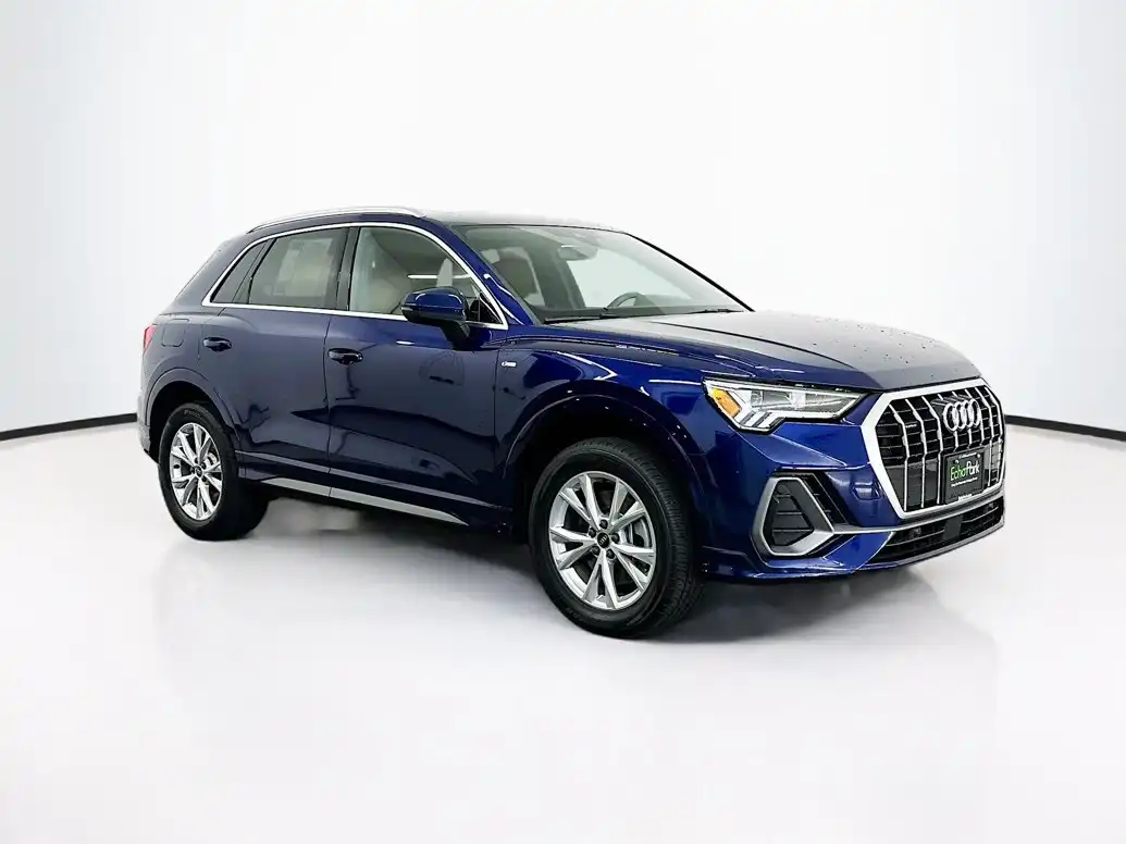 2023 Audi Q3 45 TFSI S Line Premium quattro's photo