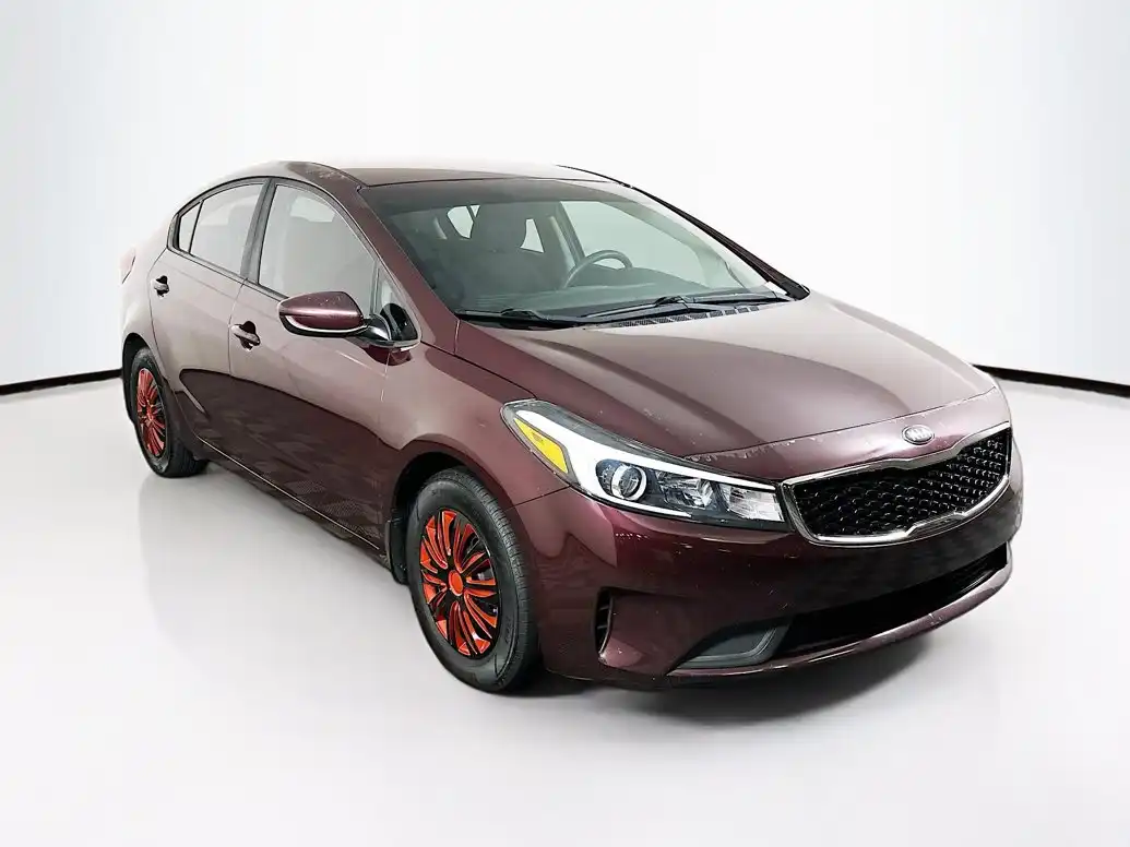 2017 Kia Forte LX AT's photo