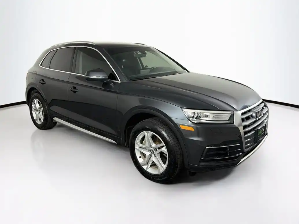2019 Audi Q5 2.0T quattro S tronic Premium's photo
