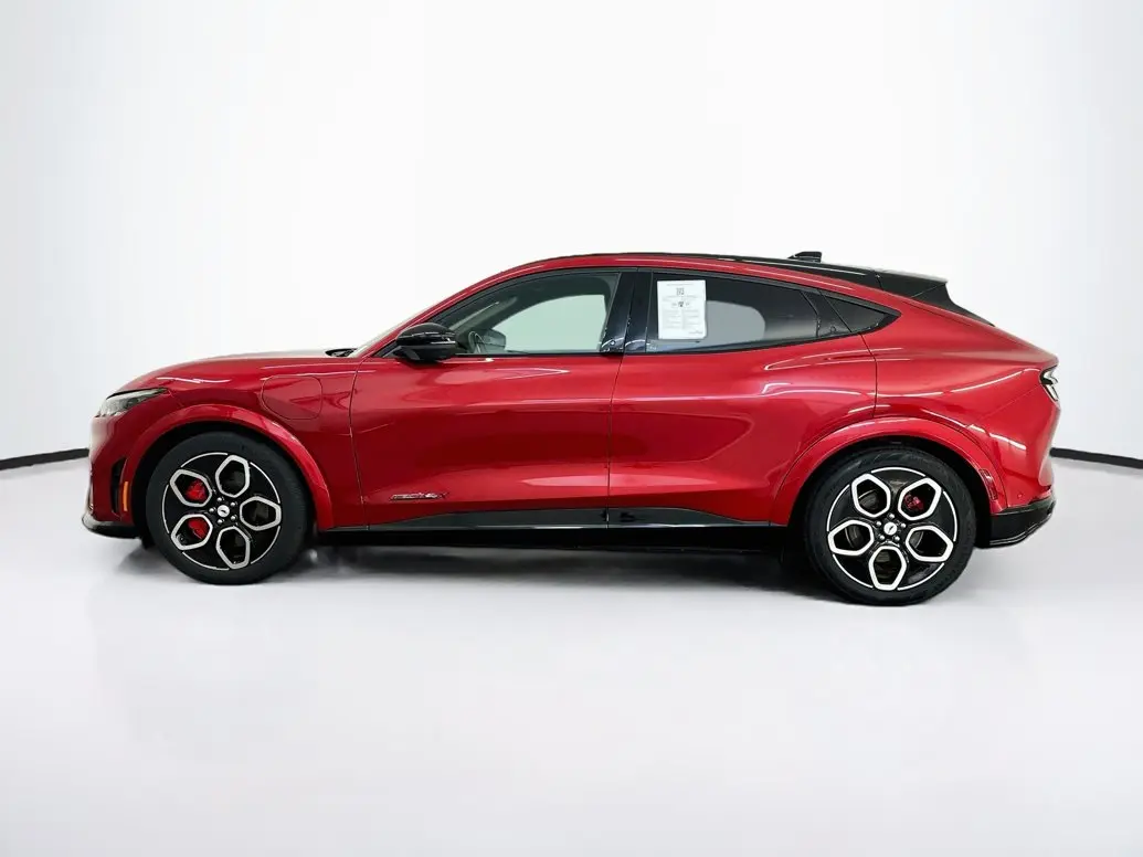 2023 Ford Mustang-Mach-e GT photo 4