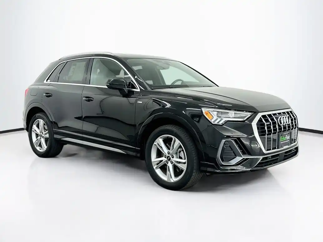 2023 Audi Q3 45 TFSI S Line Premium Plus quattro's photo