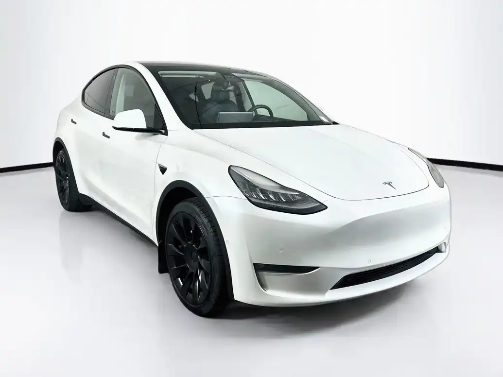 2021 Tesla Model Y Long Range Dual Motor All-Wheel Drive's photo