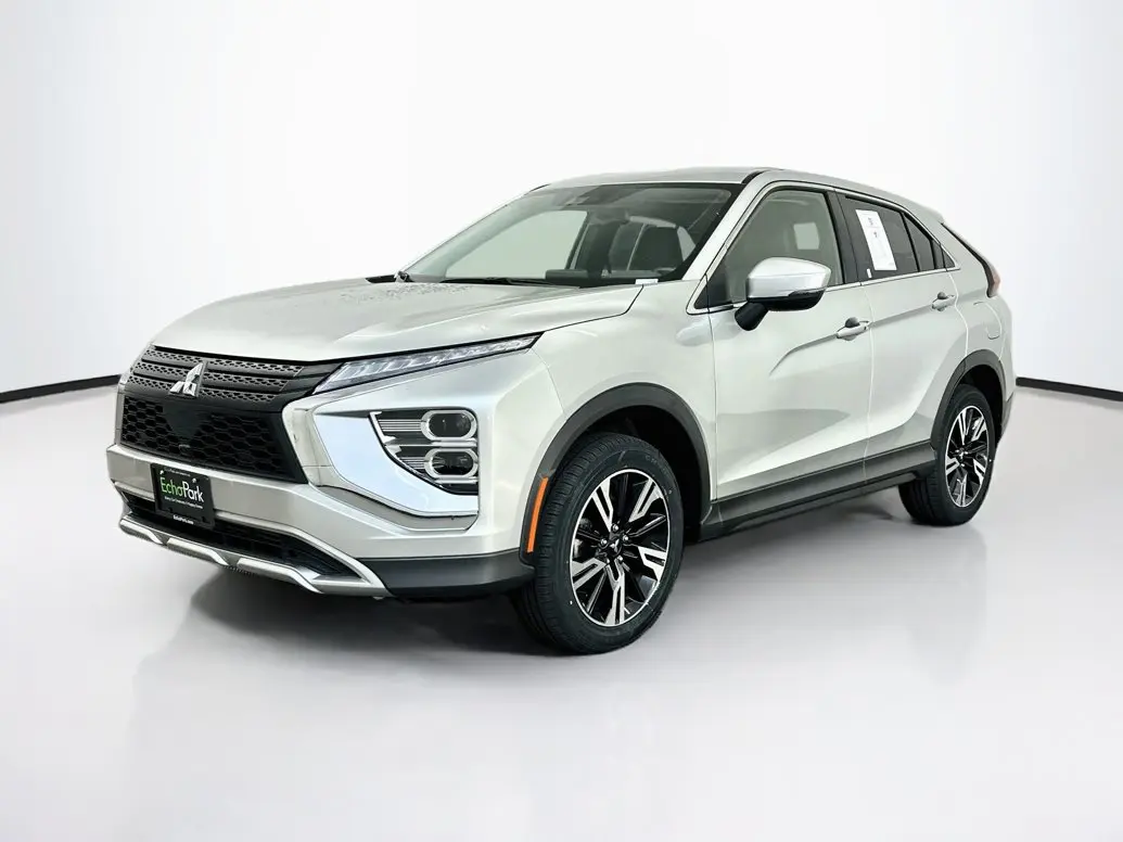 2024 Mitsubishi Eclipse Cross SE S-AWC photo 3