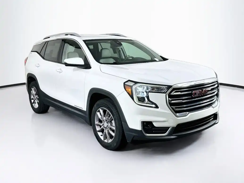 2023 GMC Terrain SLT AWD's photo