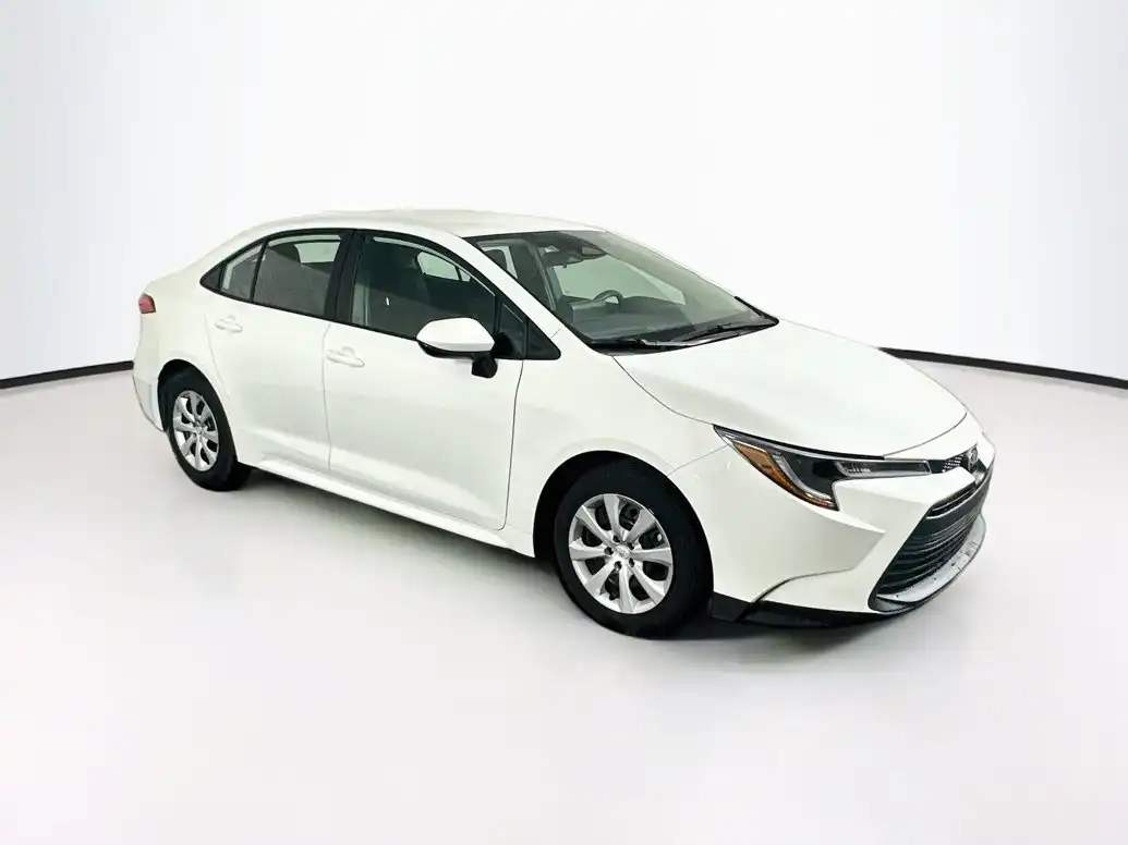 2024 Toyota Corolla LE CVT's photo