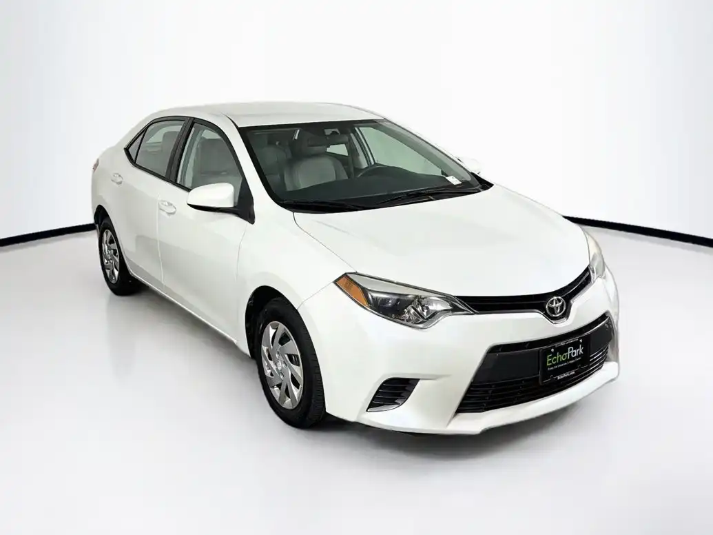 2016 Toyota Corolla LE Eco AT's photo