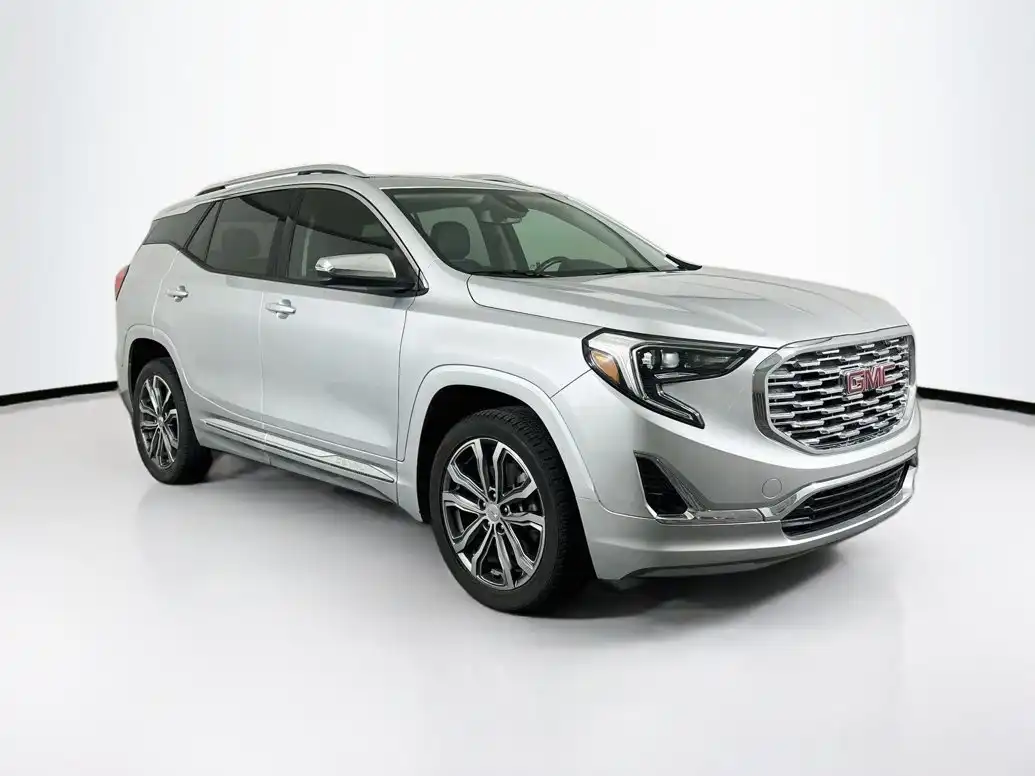 2018 GMC Terrain Denali FWD's photo