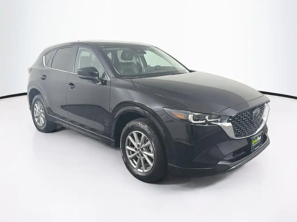 2025 Mazda CX-5 Preferred AWD Auto Package S's photo
