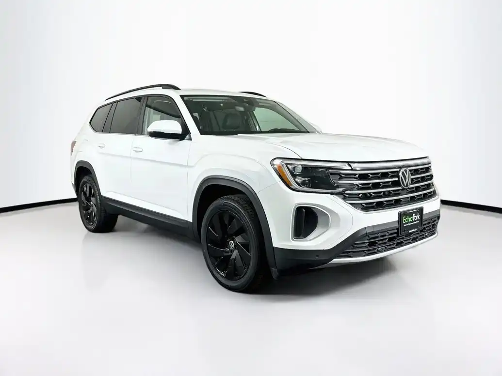 2025 Volkswagen Atlas 2.0T SE w/Tech's photo