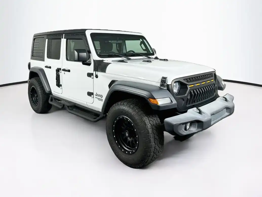 2019 Jeep Wrangler Sport S's photo