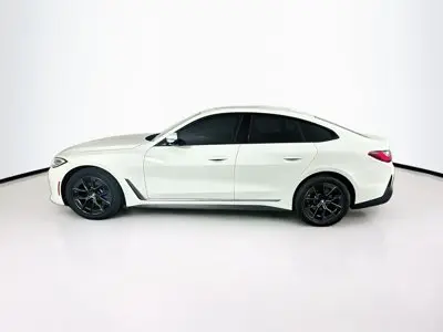 2023 BMW i4 eDrive35 photo 4