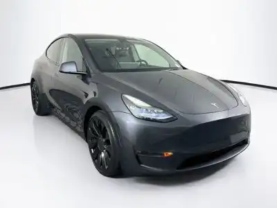 2022 Tesla Model Y Performance Dual Motor All-Wheel Drive's photo