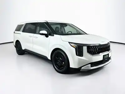 2025 Kia Sedona LXS's photo
