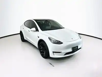 2022 Tesla Model Y Long Range Dual Motor All-Wheel Drive's photo