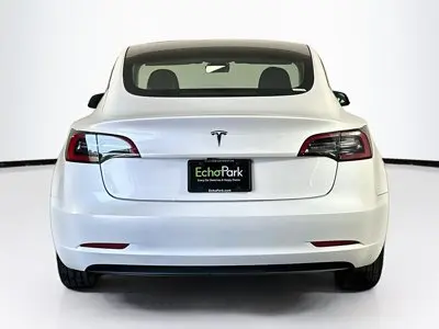 2023 Tesla Model 3 Base photo 5