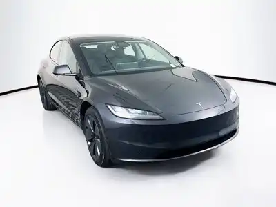 2025 Tesla Model 3 Long Range's photo