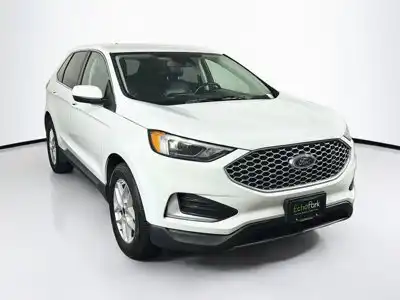 2024 Ford Edge SEL AWD's photo