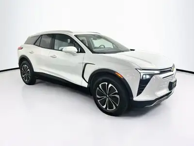 2024 Chevrolet Blazer EV LT AWD photo 1