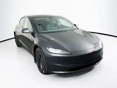 2025 Tesla Model 3 Long Range's photo