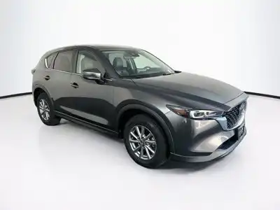 2023 Mazda CX-5 S Preferred package Auto AWD's photo