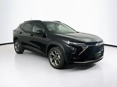 2025 Chevrolet Trax LT's photo