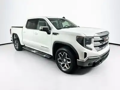 2023 GMC Sierra 4WD Crew Cab Short Box SLE's photo
