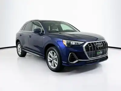 2022 Audi Q3 45 TFSI S Line Premium quattro's photo