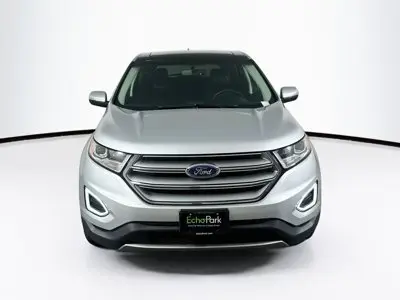 2016 Ford Edge SEL photo 3