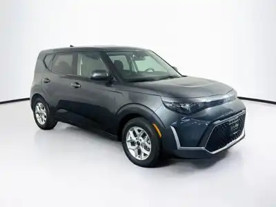 2025 Kia Soul 2.0L LX IVT's photo