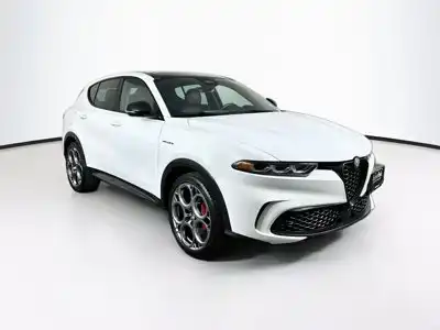 2024 Alfa Romeo Tonale Veloce's photo
