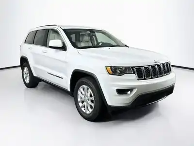2022 Jeep Grand Cherokee Laredo E's photo