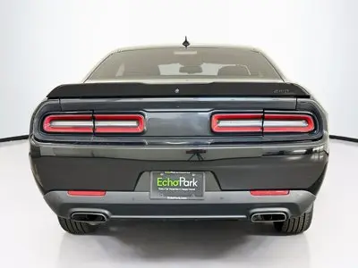 2017 Dodge Challenger GT photo 5