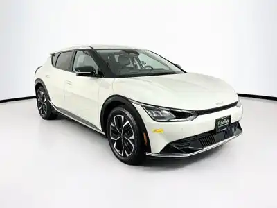 2022 Kia EV6 Wind's photo