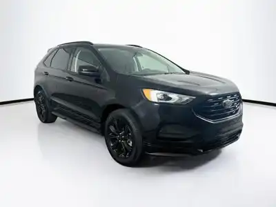 2022 Ford Edge SE AWD's photo