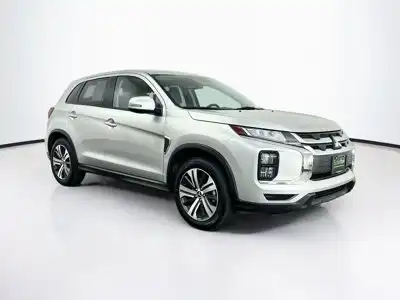 2024 Mitsubishi Outlander Sport 2.0 SE AWC CVT's photo