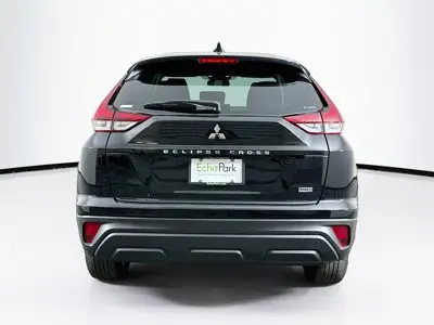 2024 Mitsubishi Eclipse Cross LE S-AWC photo 5
