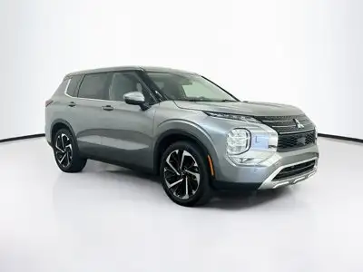 2024 Mitsubishi Outlander SE S-AWC's photo
