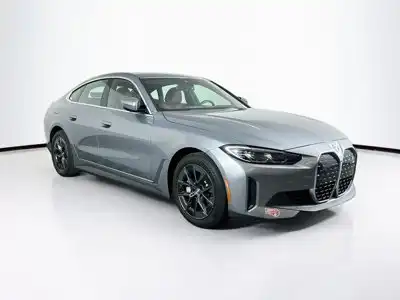 2023 BMW i4 eDrive35's photo