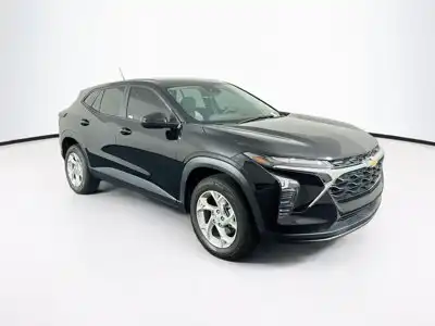 2024 Chevrolet Trax LS's photo