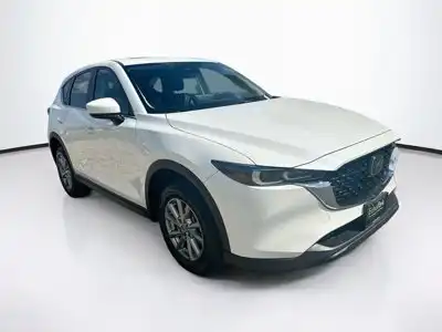 2022 Mazda CX-5 S Preferred package Auto AWD's photo