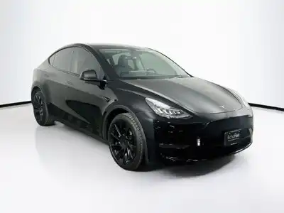 2022 Tesla Model Y Long Range Dual Motor All-Wheel Drive's photo