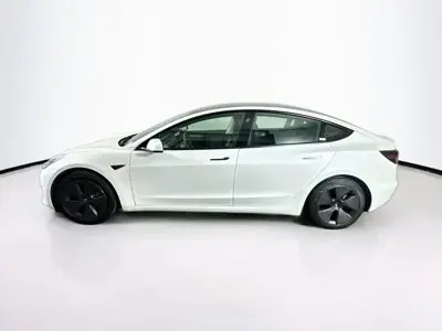 2023 Tesla Model 3 Base photo 4