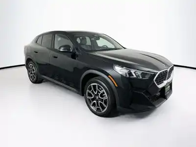 2025 BMW X2 xDrive28i's photo