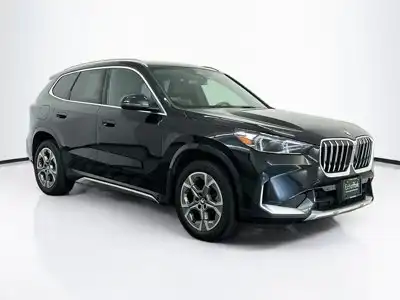 2025 BMW X1 xDrive28i's photo