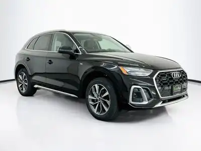 2023 Audi Q5 45 Premium Plus's photo