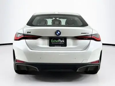 2023 BMW i4 eDrive35 photo 5