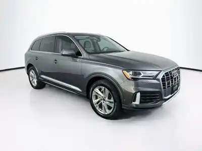 2021 Audi Q7 45 Premium Plus quattro Tiptronic's photo