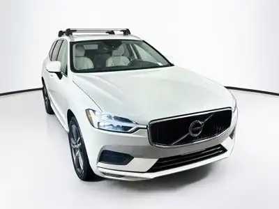 2021 Volvo XC60 T5 Momentum FWD's photo
