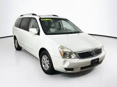 2012 Kia Sedona LX's photo