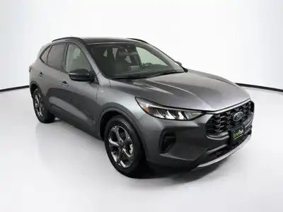 2025 Ford Escape ST-Line FWD's photo